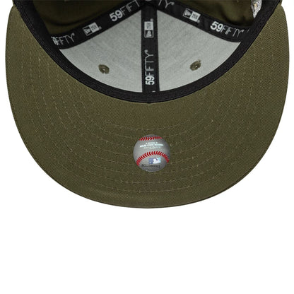 This is a New York Yankees MLB Green 59FIFTY Fitted Cap 7