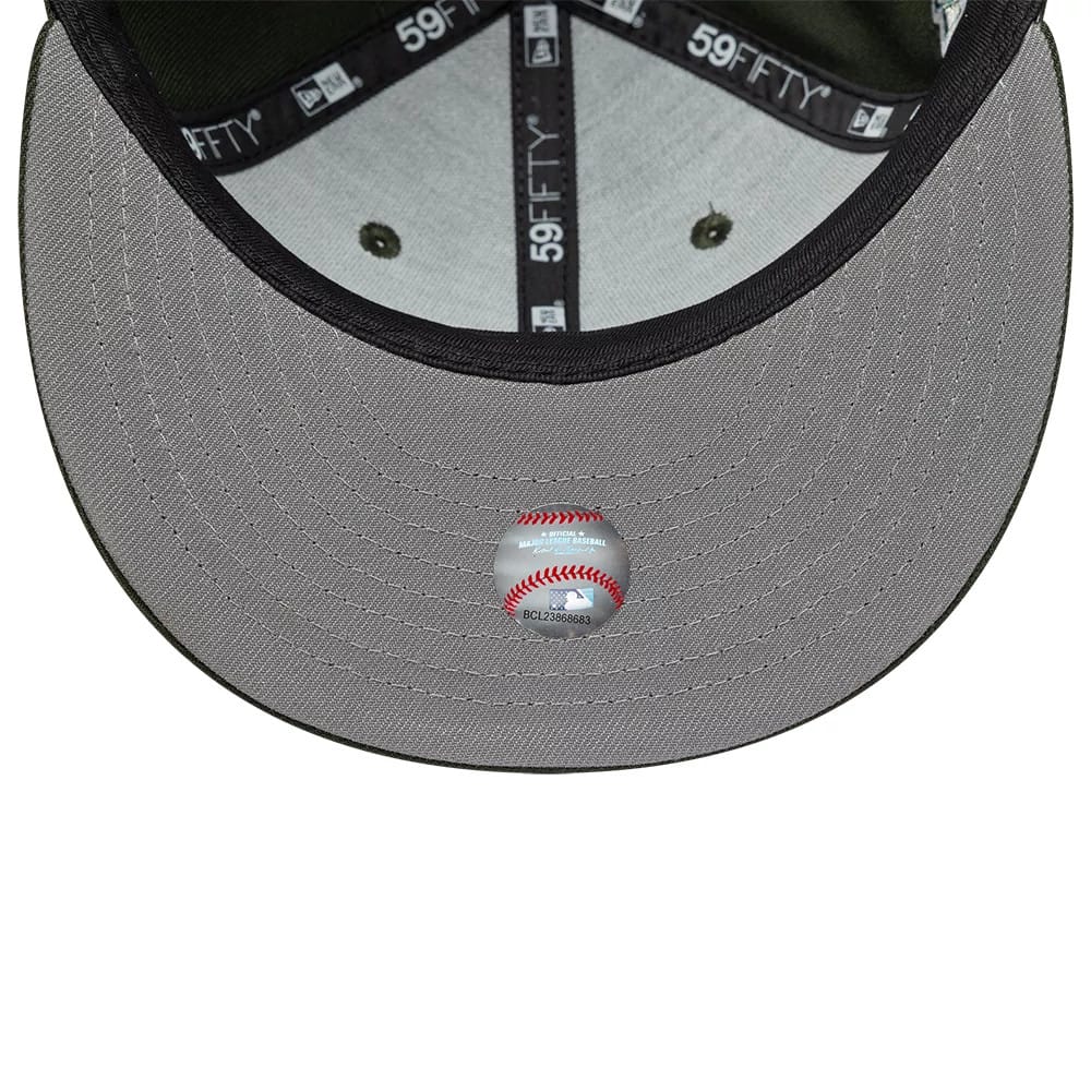 This is a New York Yankees MLB Dark Green 59FIFTY Fitted Cap 2
