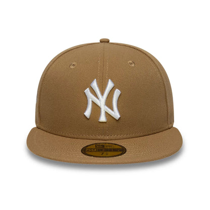 This is a New York Yankees MLB Beige 59FIFTY Fitted Cap 2