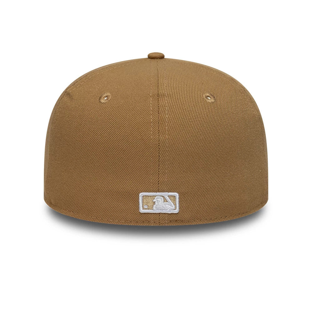 This is a New York Yankees MLB Beige 59FIFTY Fitted Cap 6