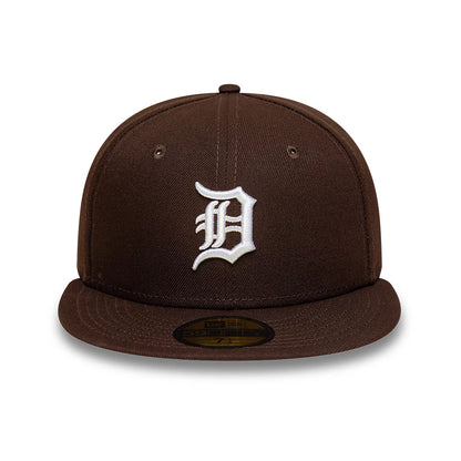 Pictured is this MLB Detroit Tigers 59FIFTY Fitted cap in dark brown. 3
