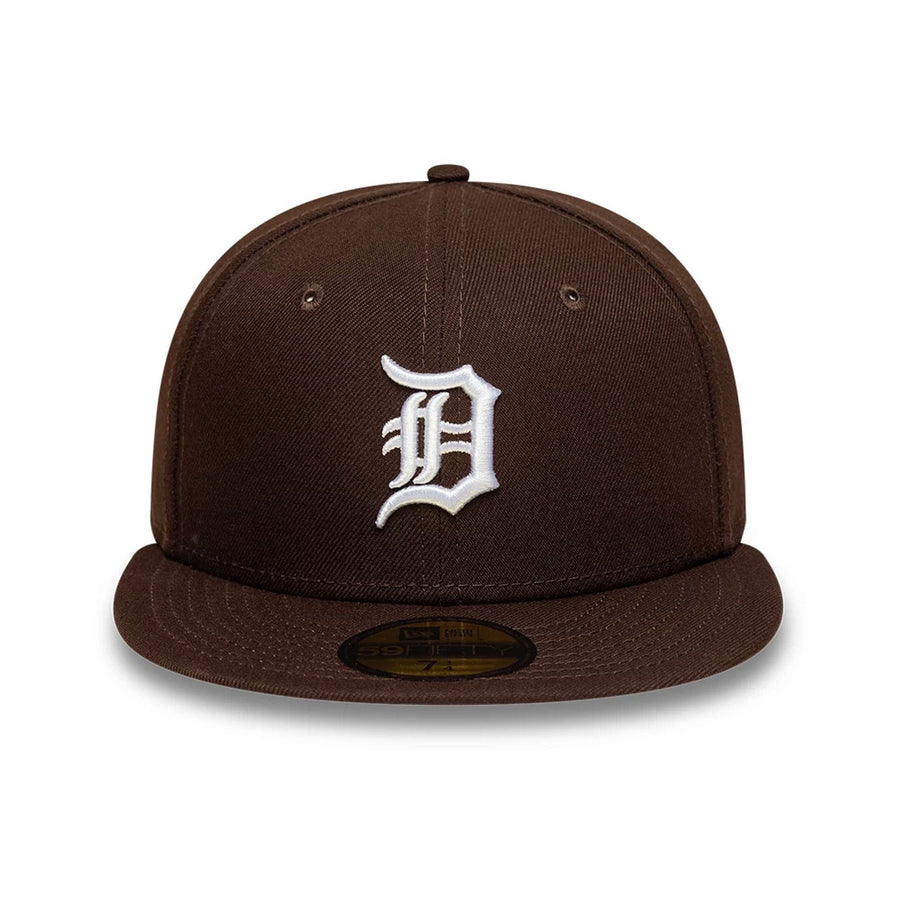 Pictured is this MLB Detroit Tigers 59FIFTY Fitted cap in dark brown. 3