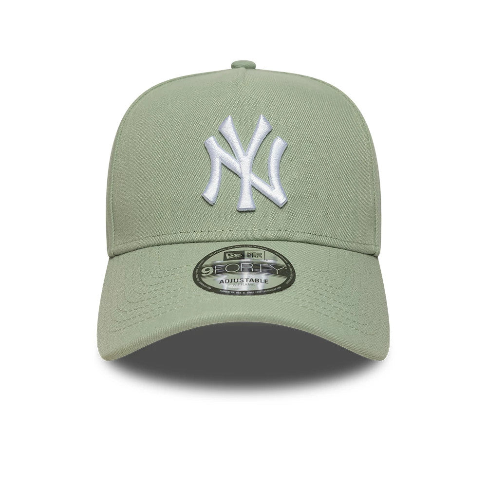 This is a New York Yankees MLB Pastel Green 9FORTY A-Frame Adjustable Cap 2
