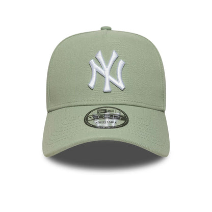 This is a New York Yankees MLB Pastel Green 9FORTY A-Frame Adjustable Cap 2