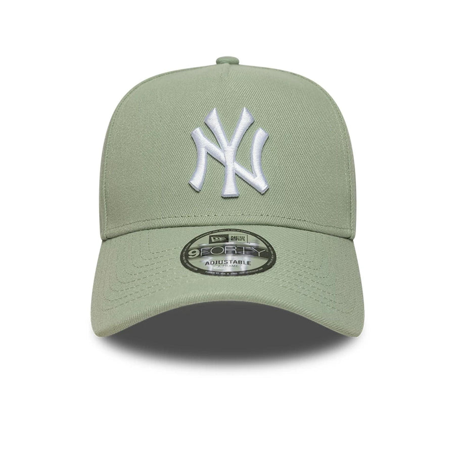 This is a New York Yankees MLB Pastel Green 9FORTY A-Frame Adjustable Cap 2