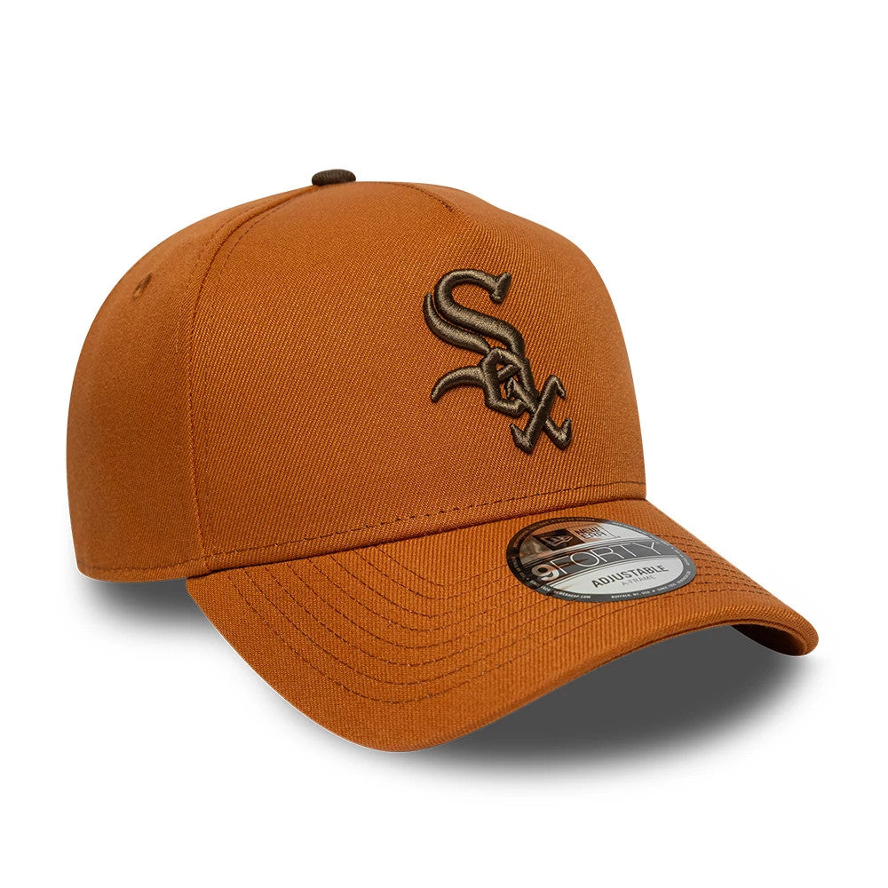 Chicago White Sox MLB Brown New Era 9FORTY A-Frame Adjustable Cap, three-quarter view showing the brown embroidered Sox logo on the front panel, a matching brown curved visor, and a 9FORTY size sticker placed on the visor.