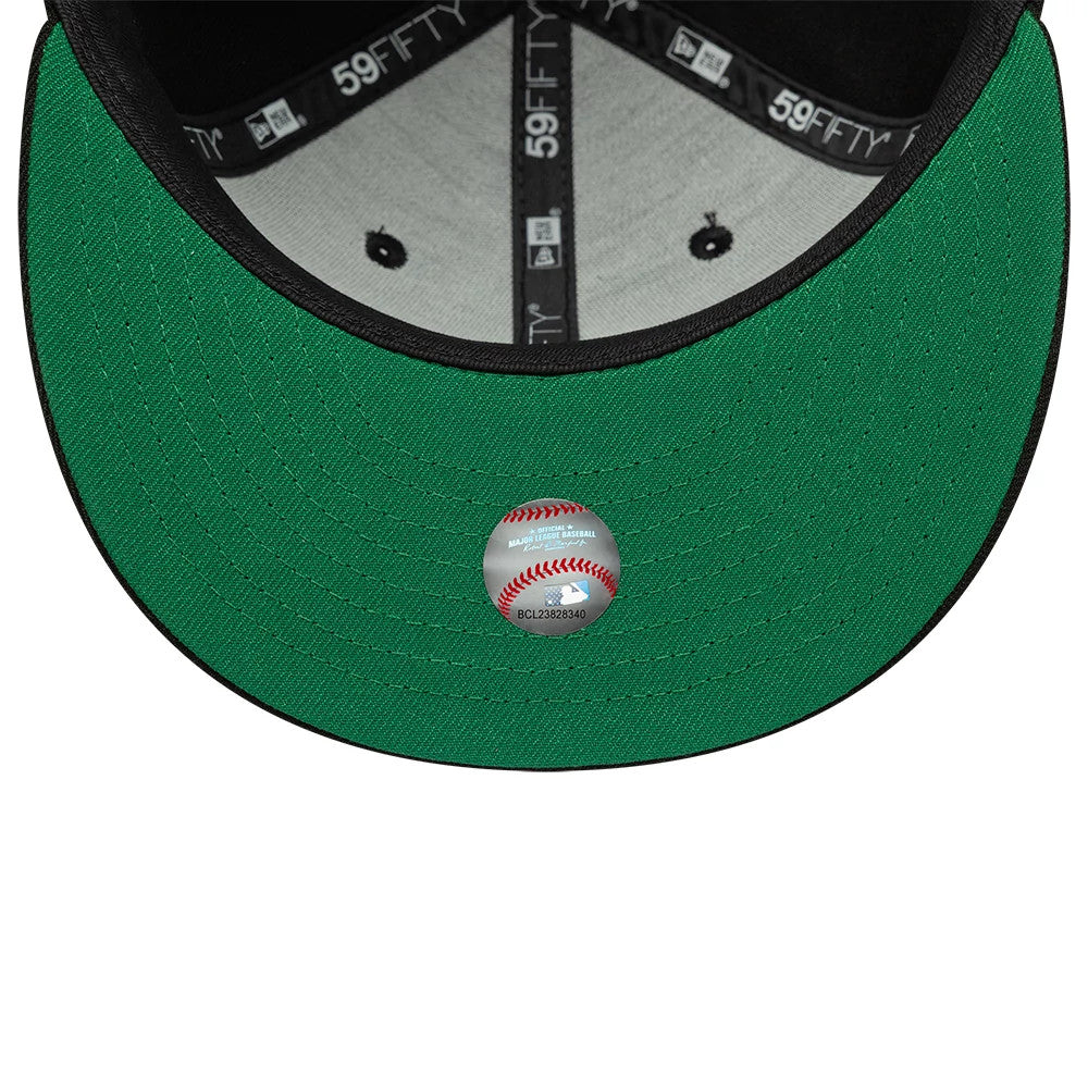 This is a Chicago White Sox MLB Black 59FIFTY Fitted Cap 2