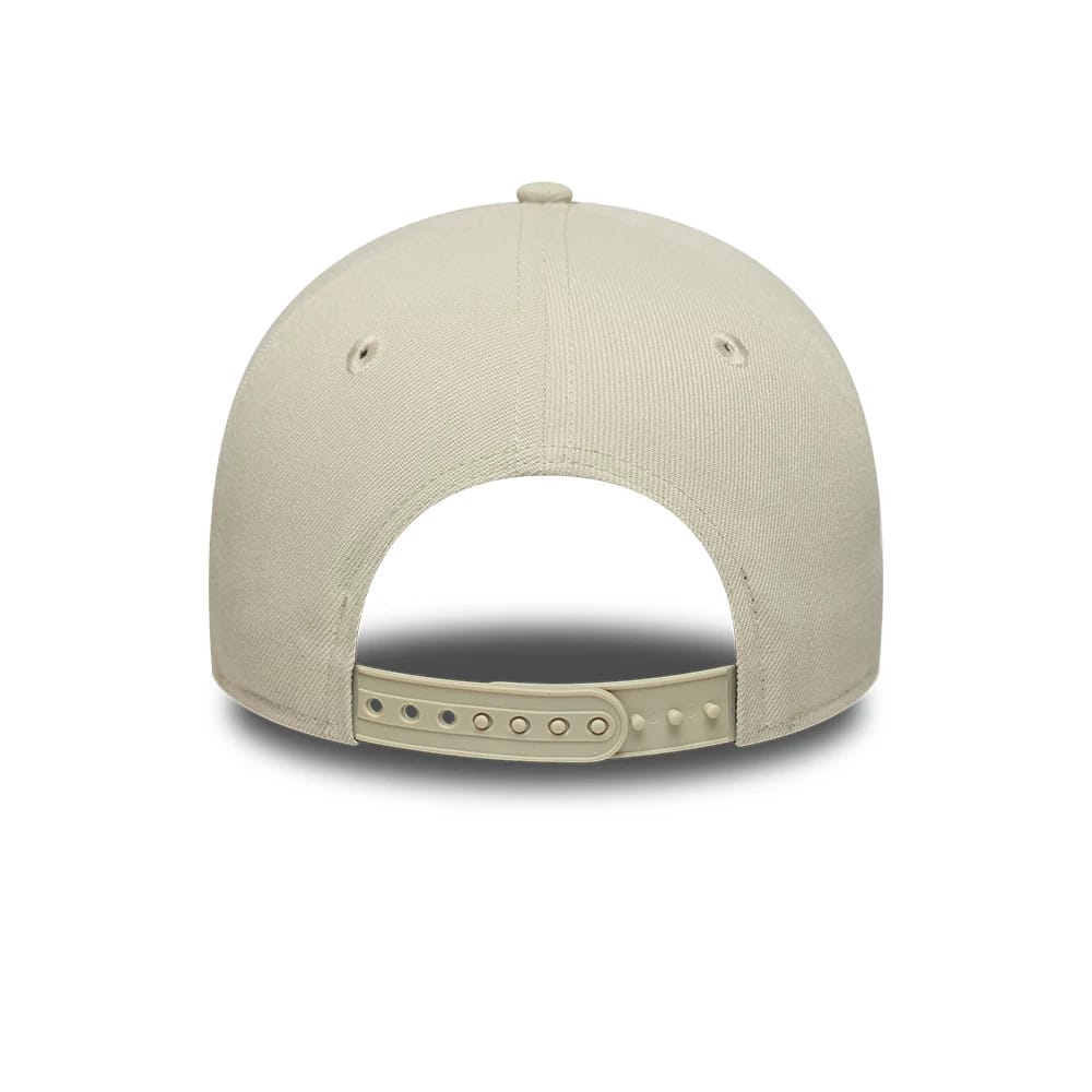 This is a New York Yankees MLB Beige 9FORTY A-Frame Adjustable Cap 4
