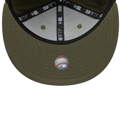 Pictured is this Seattle Mariners MLB Dark Green 59FIFTY Fitted cap. 7