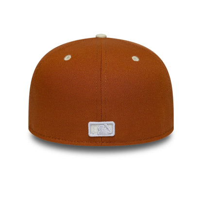 Pictured is this MLB Contrast New York Yankees 59FIFTY Fitted cap in brown. 4