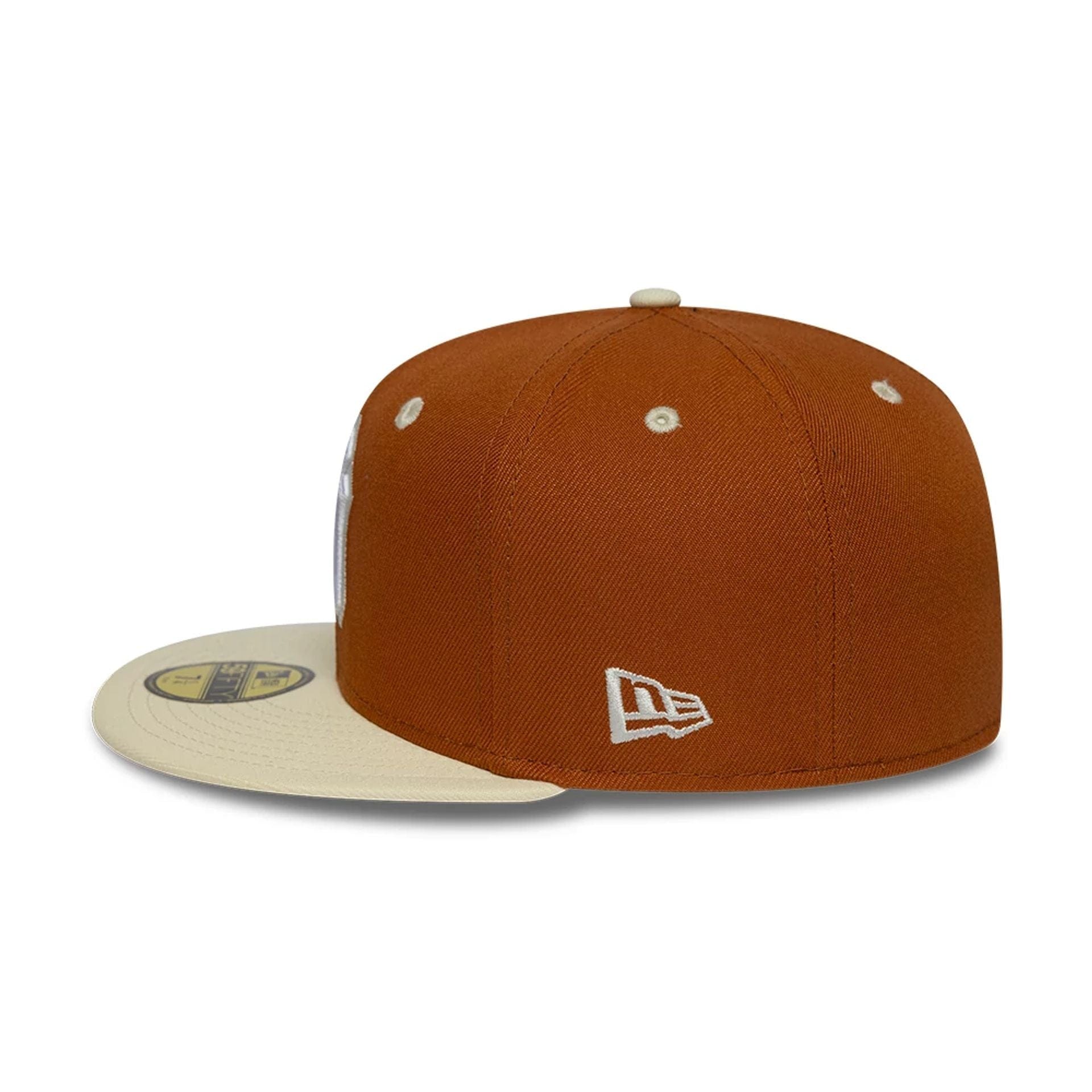Pictured is this MLB Contrast New York Yankees 59FIFTY Fitted cap in brown. 5
