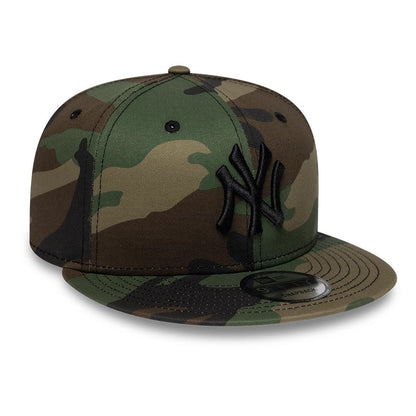 Pictured is this MLB Camo New York Yankees 9FIFTY Snapback cap in green. 3