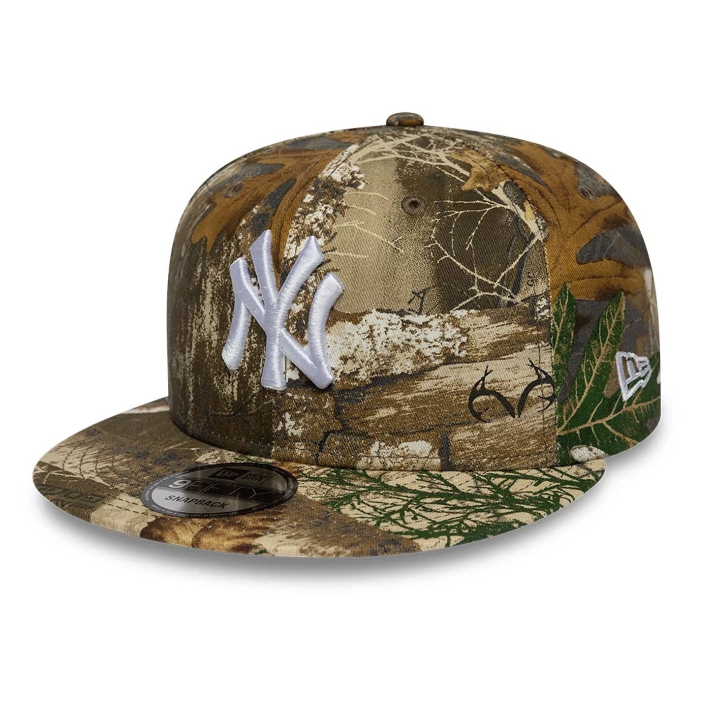 Pictured is this MLB Real Tree New York Yankees 9FIFTY Snapback cap in beige. 1
