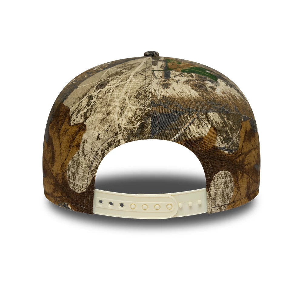 Pictured is this New Era Real Tree 9FIFTY Snapback cap in beige. 6