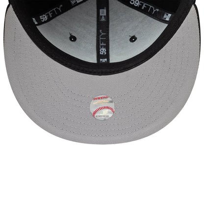 Pictured is this MLB Bear New York Yankees 59FIFTY Fitted cap in black. 2