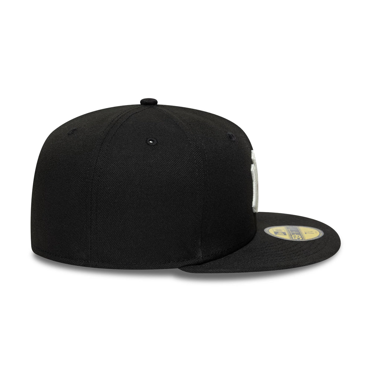 Pictured is this MLB Bear New York Yankees 59FIFTY Fitted cap in black. 7