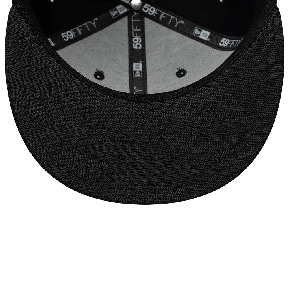 Pictured is this New Era Camo 59FIFTY Fitted cap in black. 7