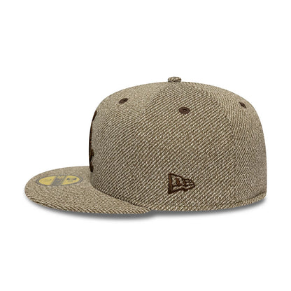 Pictured is this  MLB Heather Brown Chicago White Sox 59FIFTY Fitted cap in brown. 5