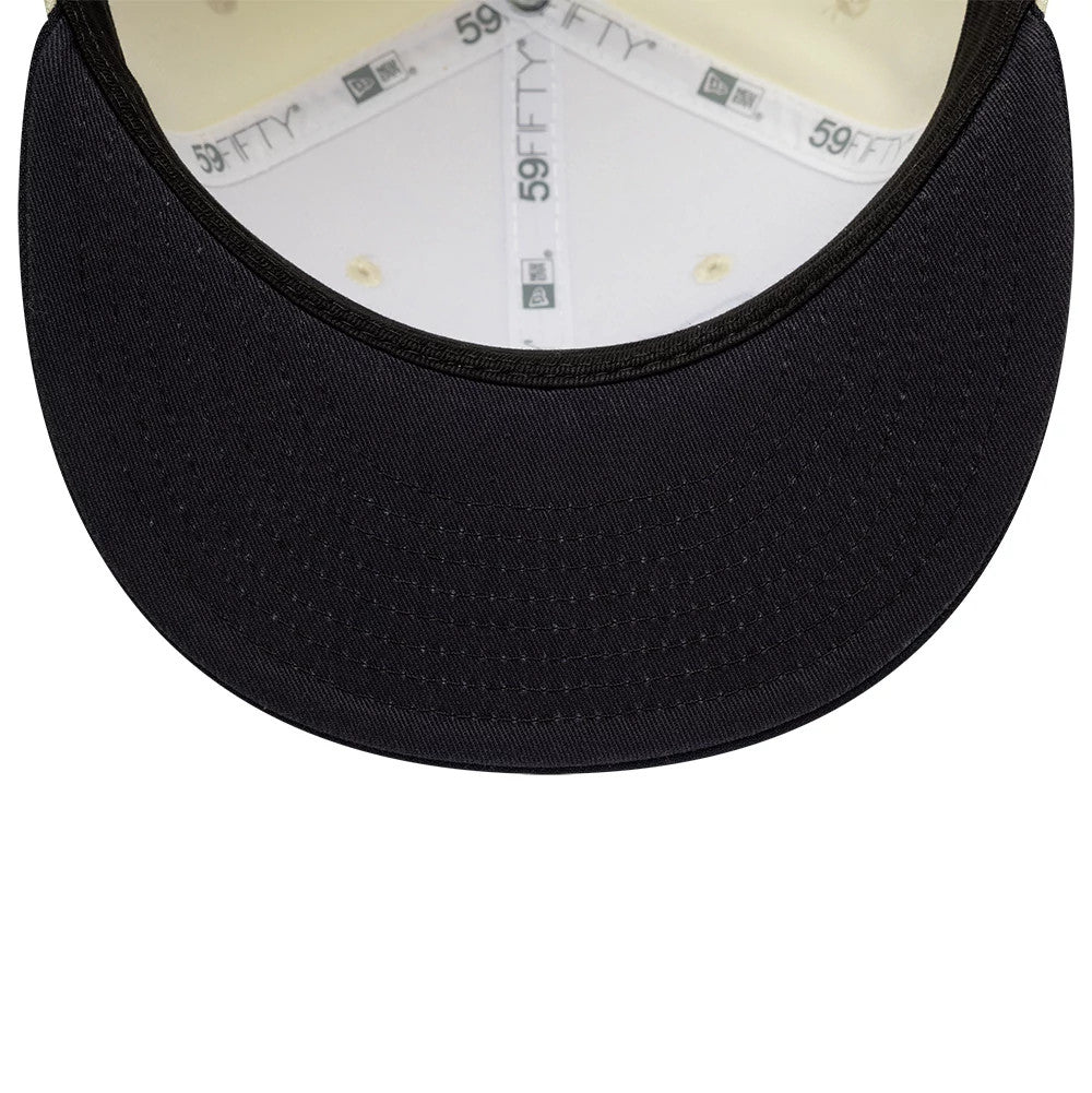 Pictured is this Red Bull Racing 59FIFTY Fitted cap in Cream & Black. 7