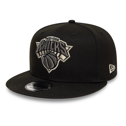 Pictured is this NBA All Star Game New York Knicks 9FIFTY Snapback cap in black. 4