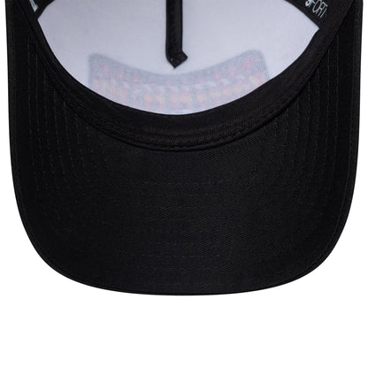 Pictured is this New Era Munich 9FORTY M-Crown A-Frame Trucker cap in white & black. 7