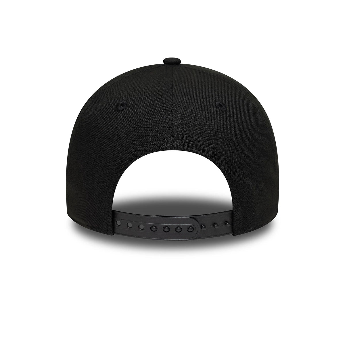Pictured is this NBA Global Games 2026 London Miami Heat 9FORTY A-Frame cap in black. 6