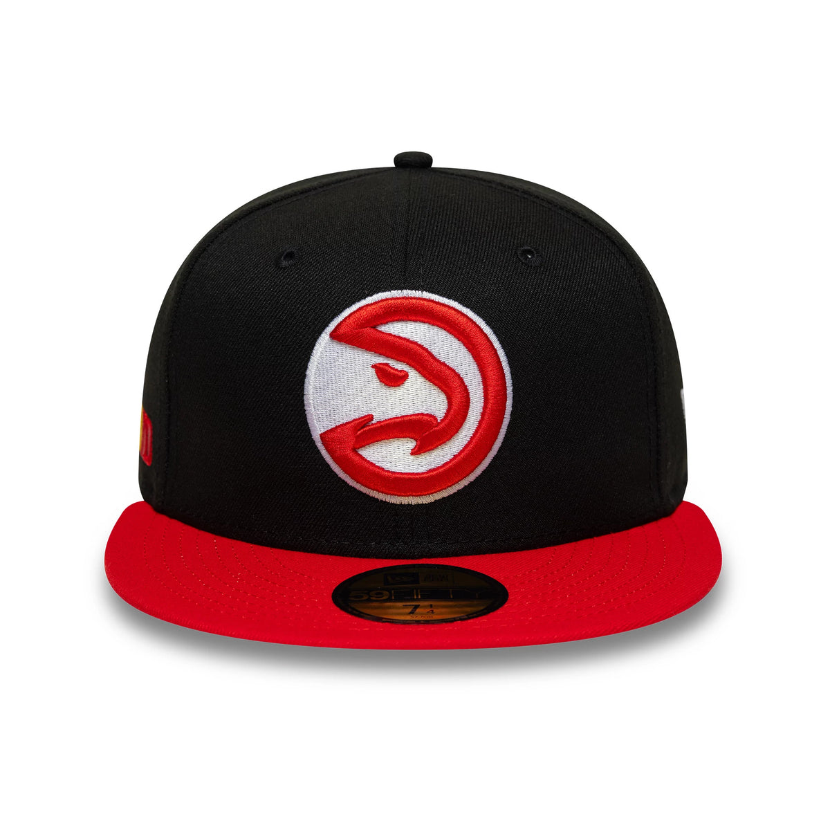 Pictured is this NBA Global Games 2026 Madrid Atlanta Hawks 59FIFTY Fitted cap in black and red. 2