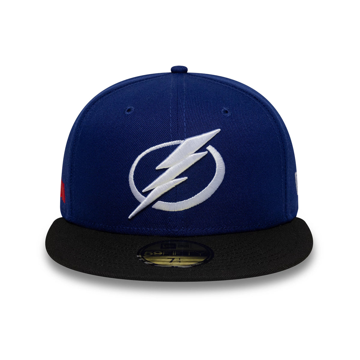Pictured is this NHL London Game 2026 Tampa Bay Lightning 59FIFTY Fitted cap in dark blue and black. 2