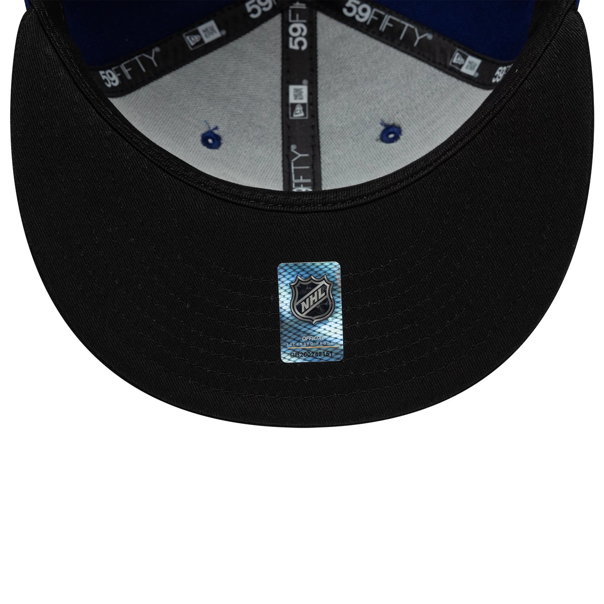 Pictured is this NHL London Game 2026 Tampa Bay Lightning 59FIFTY Fitted cap in dark blue and black. 7