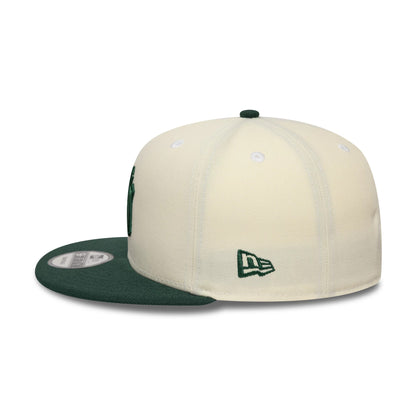 Pictured is this MLB New York Yankees 9FIFTY Snapback cap in cream and dark green. 4