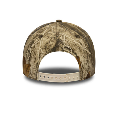 Pictured is this Youth MLB New York Yankees 9FORTY A-Frame cap in realtree camo. 5