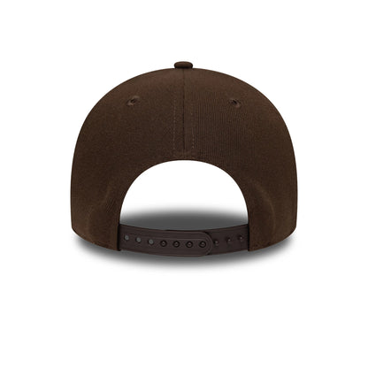Pictured is this MLB Duelling Logos Yankees VS Dodgers 9FORTY A-Frame cap in dark brown. 5