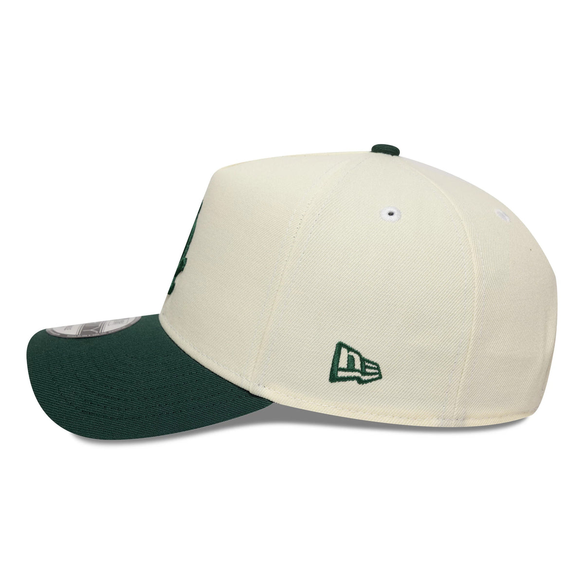 Pictured is this MLB Chicago White Sox 9FORTY A-Frame cap in cream and dark green. 5