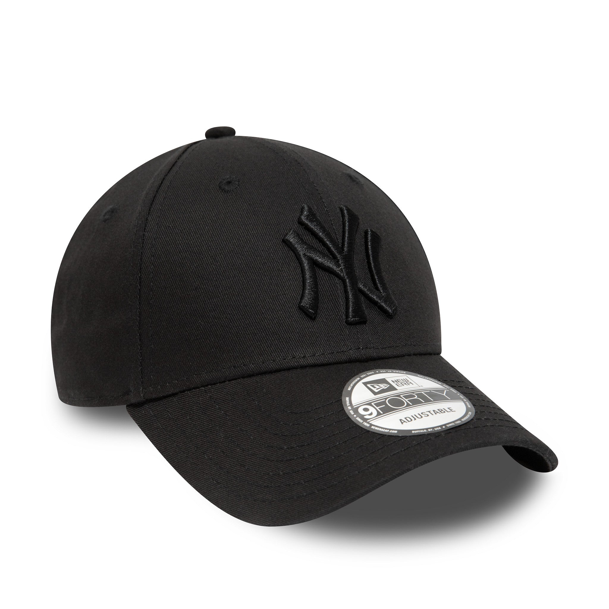 This is a New York Yankees Essential Black on Black 9FORTY Cap 3