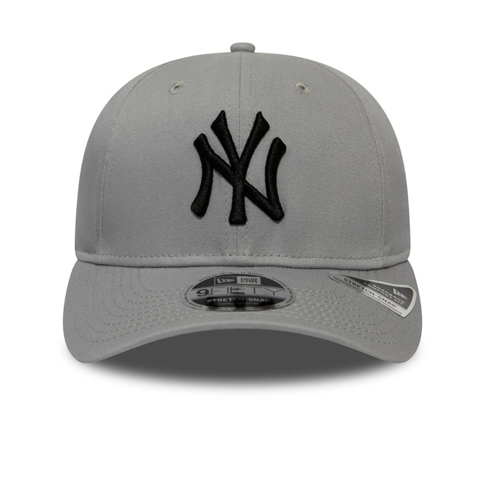 New York Yankees League Essential Grey Stretch Snap 9FIFTY Cap