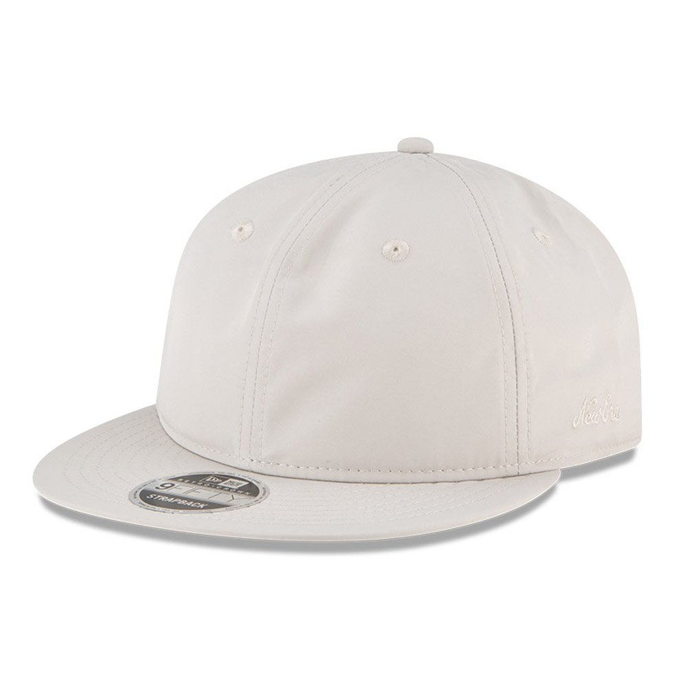 Fear of God ESSENTIALS Moonstruck White Retro Crown 9FIFTY Cap