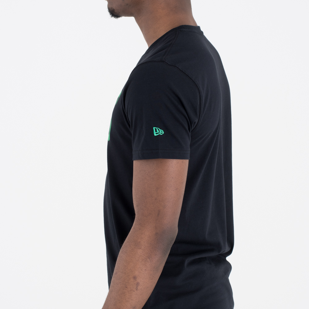 Boston Celtics Team Logo Black T-Shirt