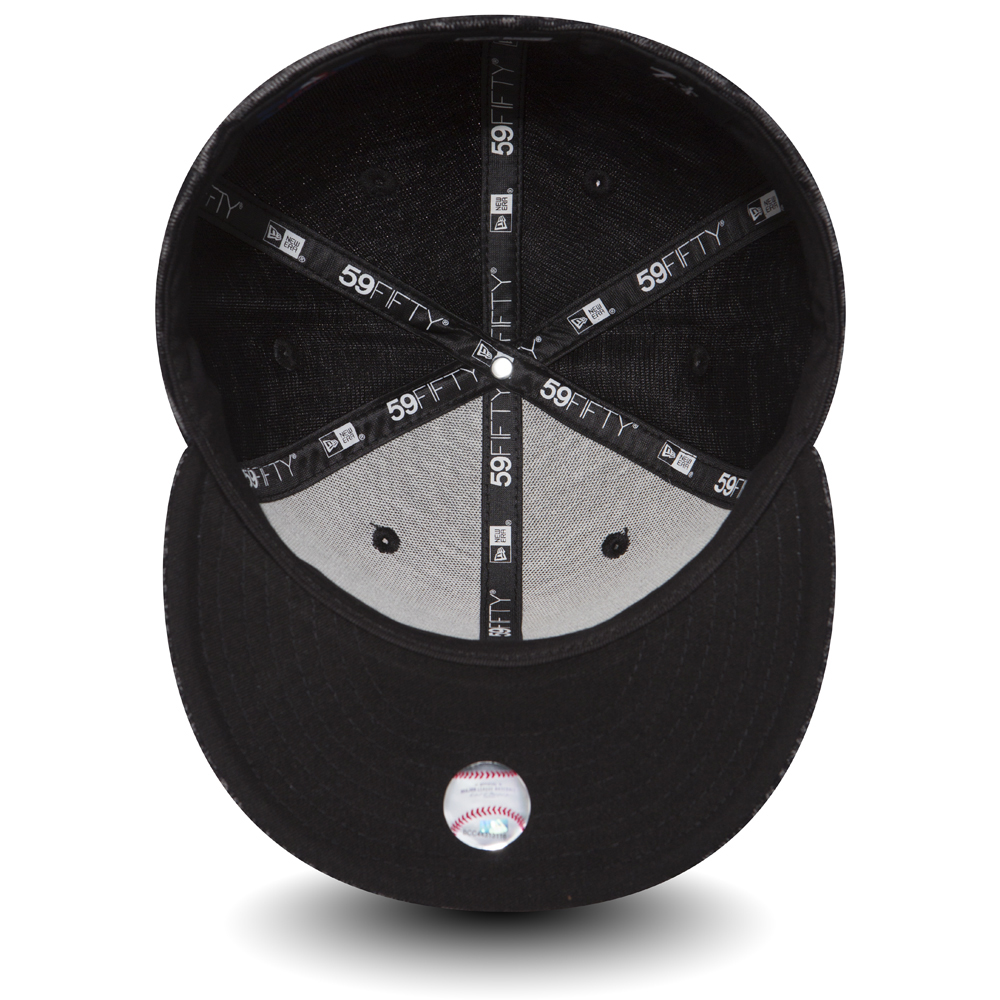 Chicago White Sox Engineered Fit Black 59FIFTY