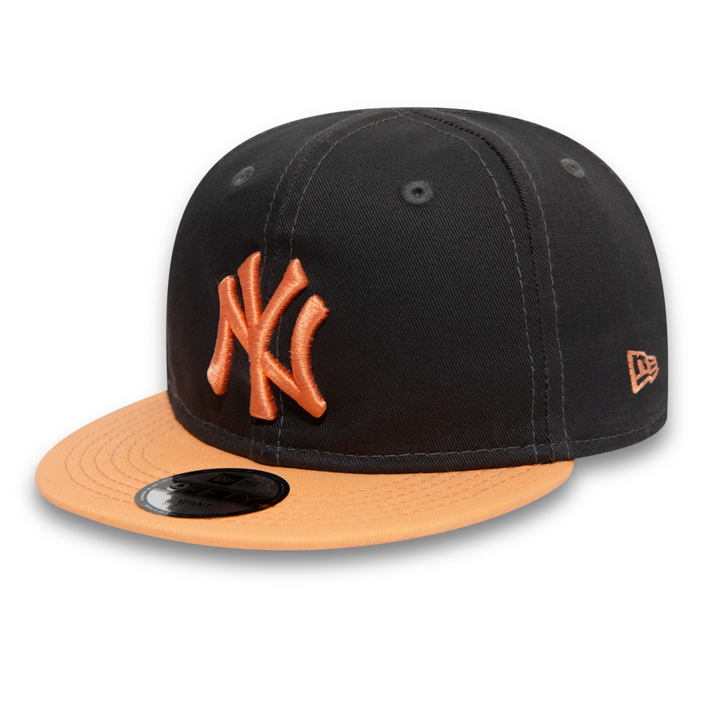 New York Yankees Kids Essential Graphite 9FIFTY Snapback