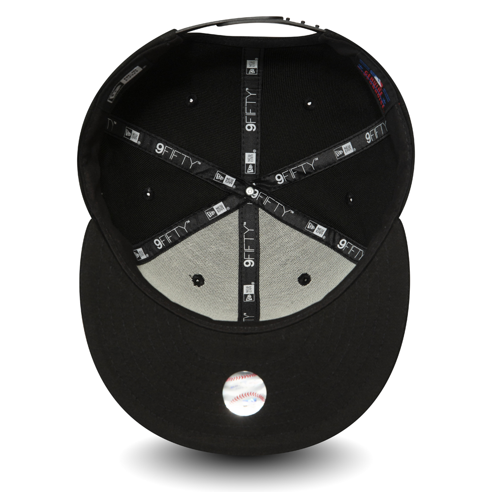 Chicago White Sox Black and Gold 9FIFTY Snapback Cap