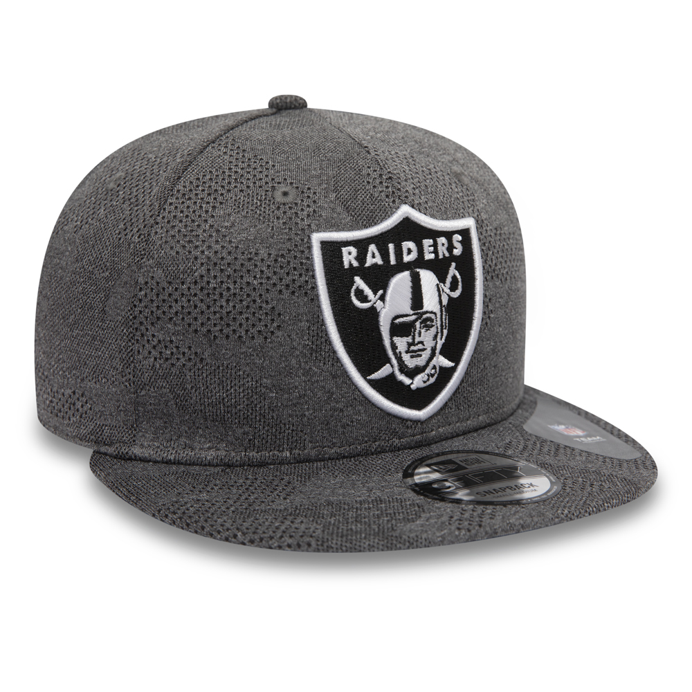 Las Vegas Raiders Engineered Plus Grey 9FIFTY Snapback Cap