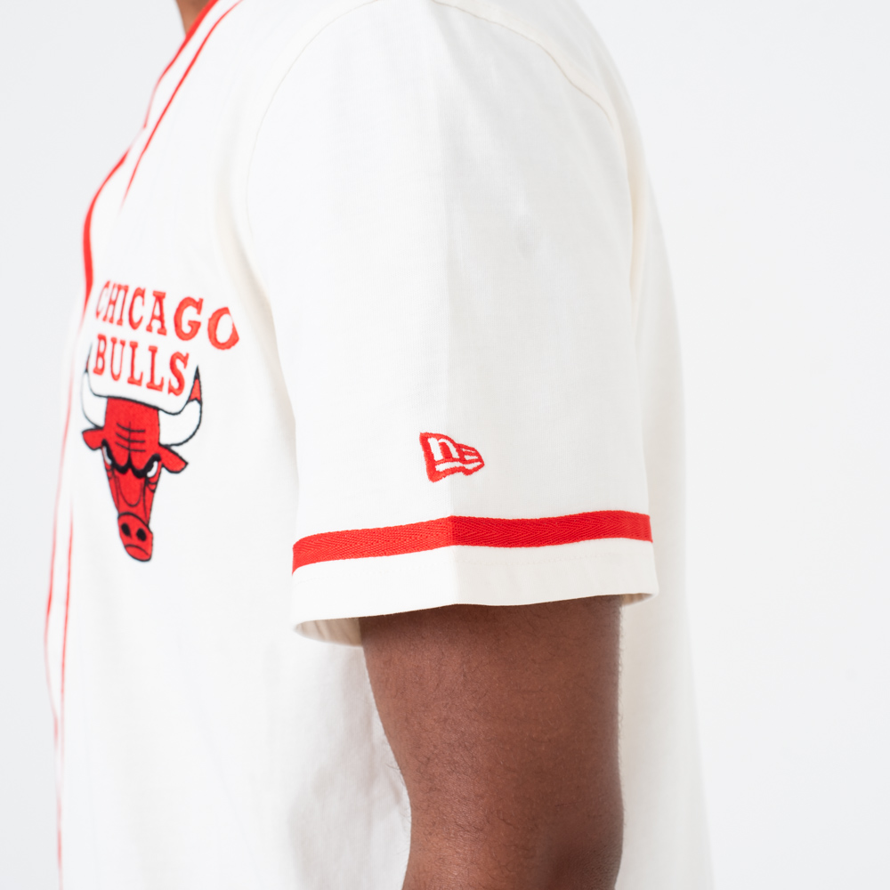 Chicago Bulls Button Up White Tee
