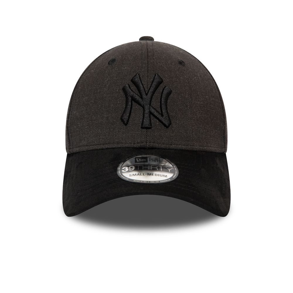 New York Yankees Black Contrast 39THIRTY Cap