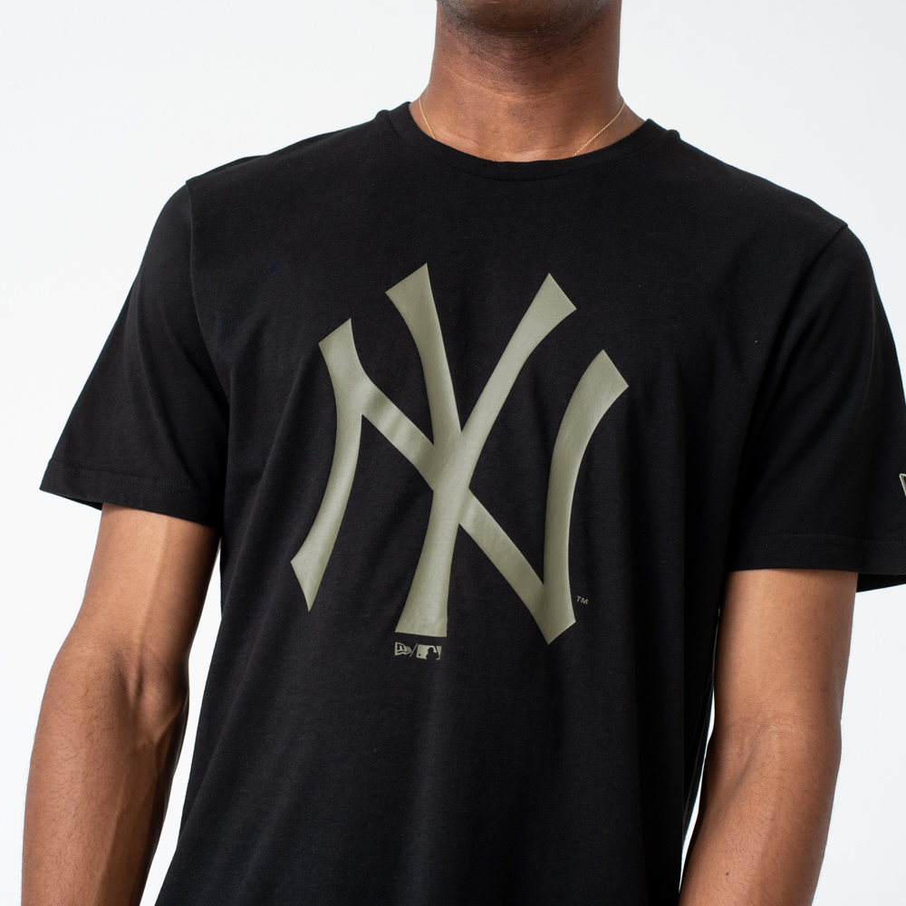 New York Yankees Green Logo Tee
