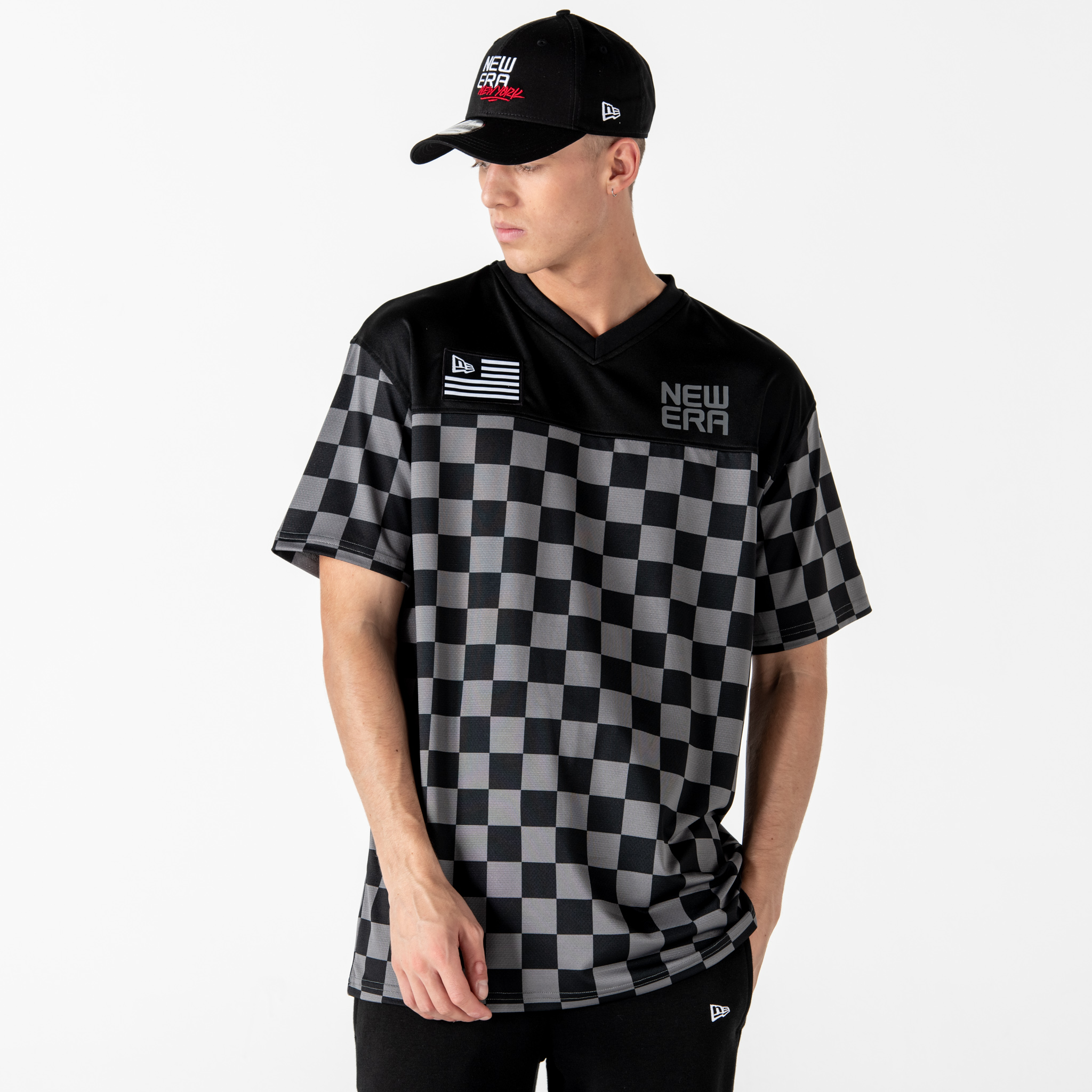 New Era Checkered Oversized Black T-Shirt
