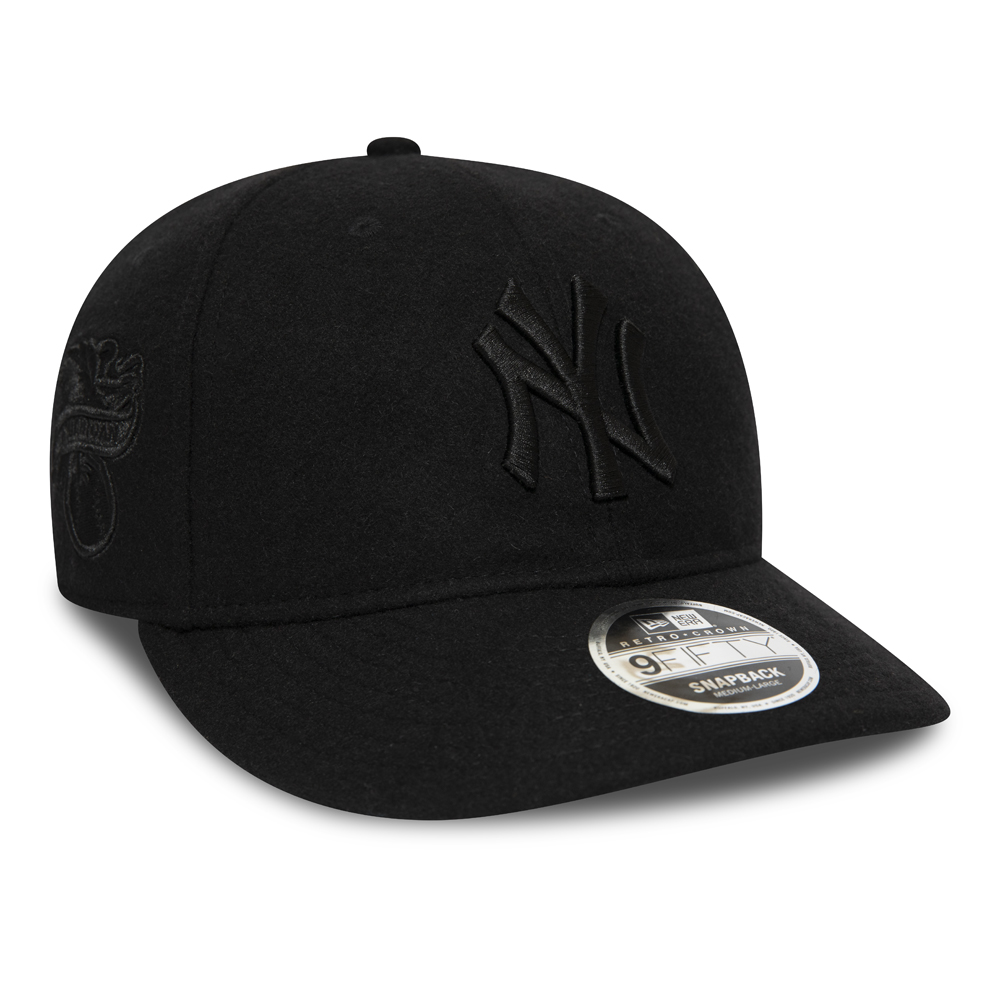 New York Yankees Black 9FIFTY Snapback Cap