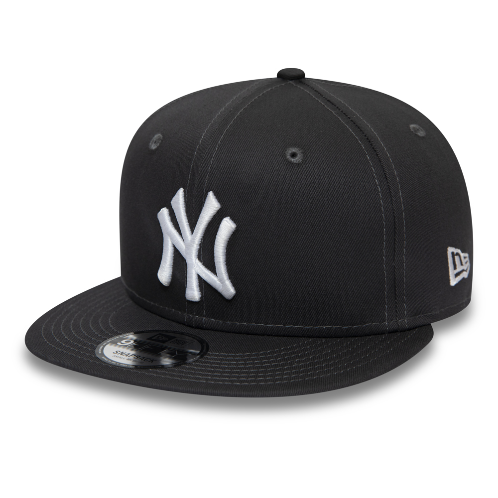 New York Yankees Essential Graphite 9FIFTY Snapback Cap