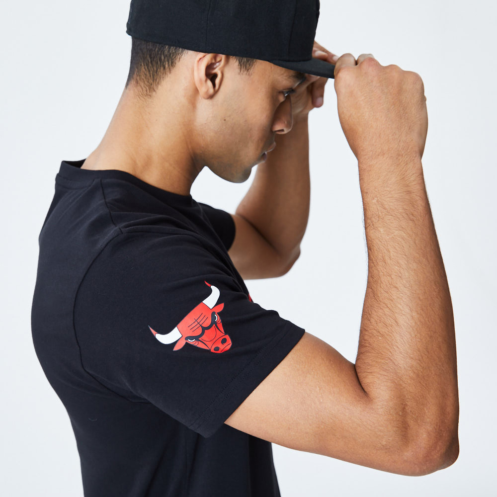 Chicago Bulls Gradient Wordmark Black T-Shirt