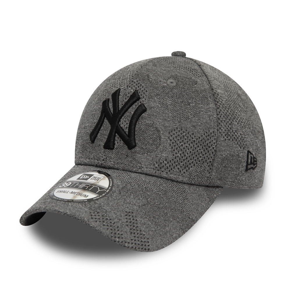 New York Yankees Engineered Plus Grey 39THIRTY Cap