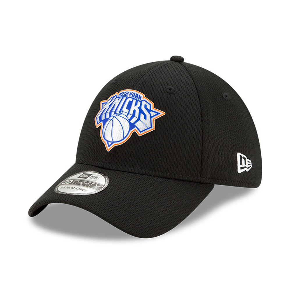 New York Knicks Back Half Black 39THIRTY Cap